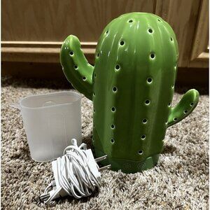 Essential Oil Diffuser 160ml Cool Mist Humidifier 7 Colors LED Night Lamp Cactus